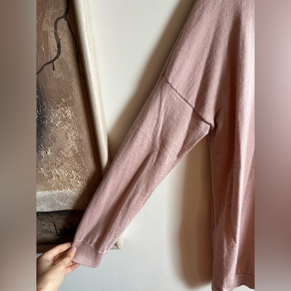 Eileen Fisher 100% Merino Wool Pink Turtleneck Sweater Top - Picture 2 of 11